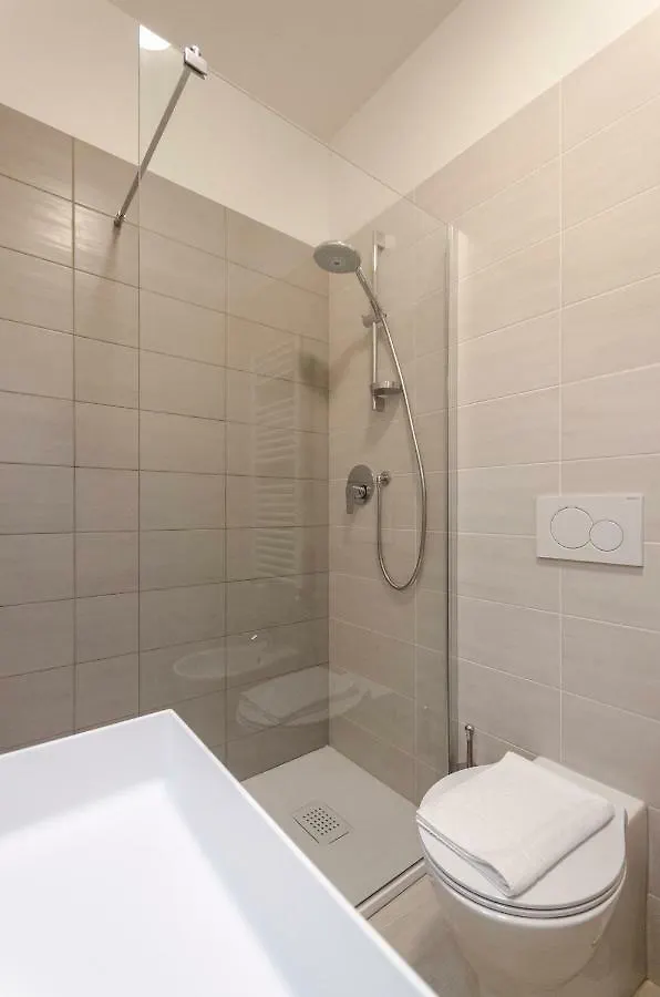 Le Torri Suite, Davanzale Vista Due Torri Bologna Italy